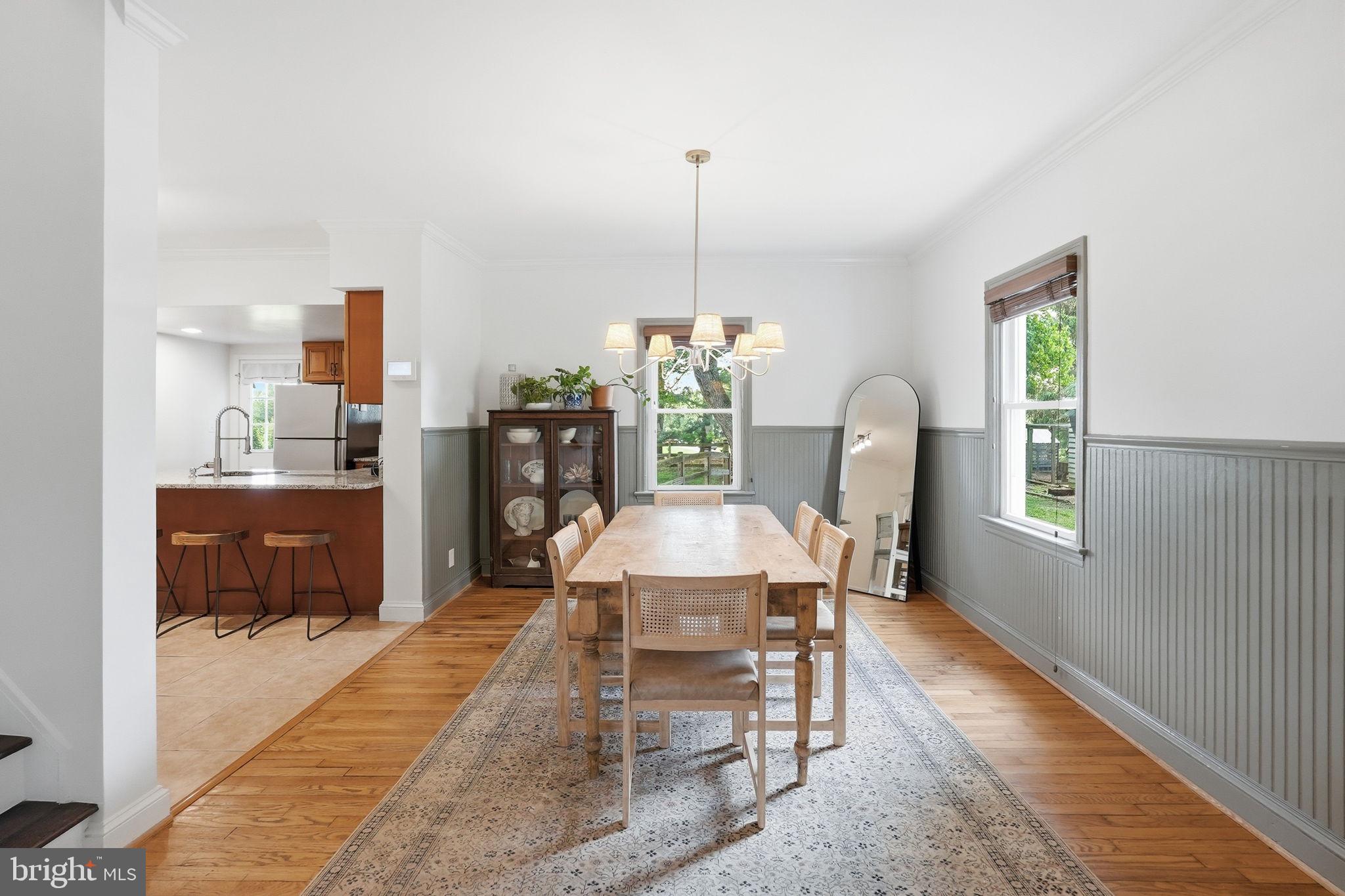 1811 Ednor Road Silver Spring, MD 20905 - Photo 8 of 39 Dining room