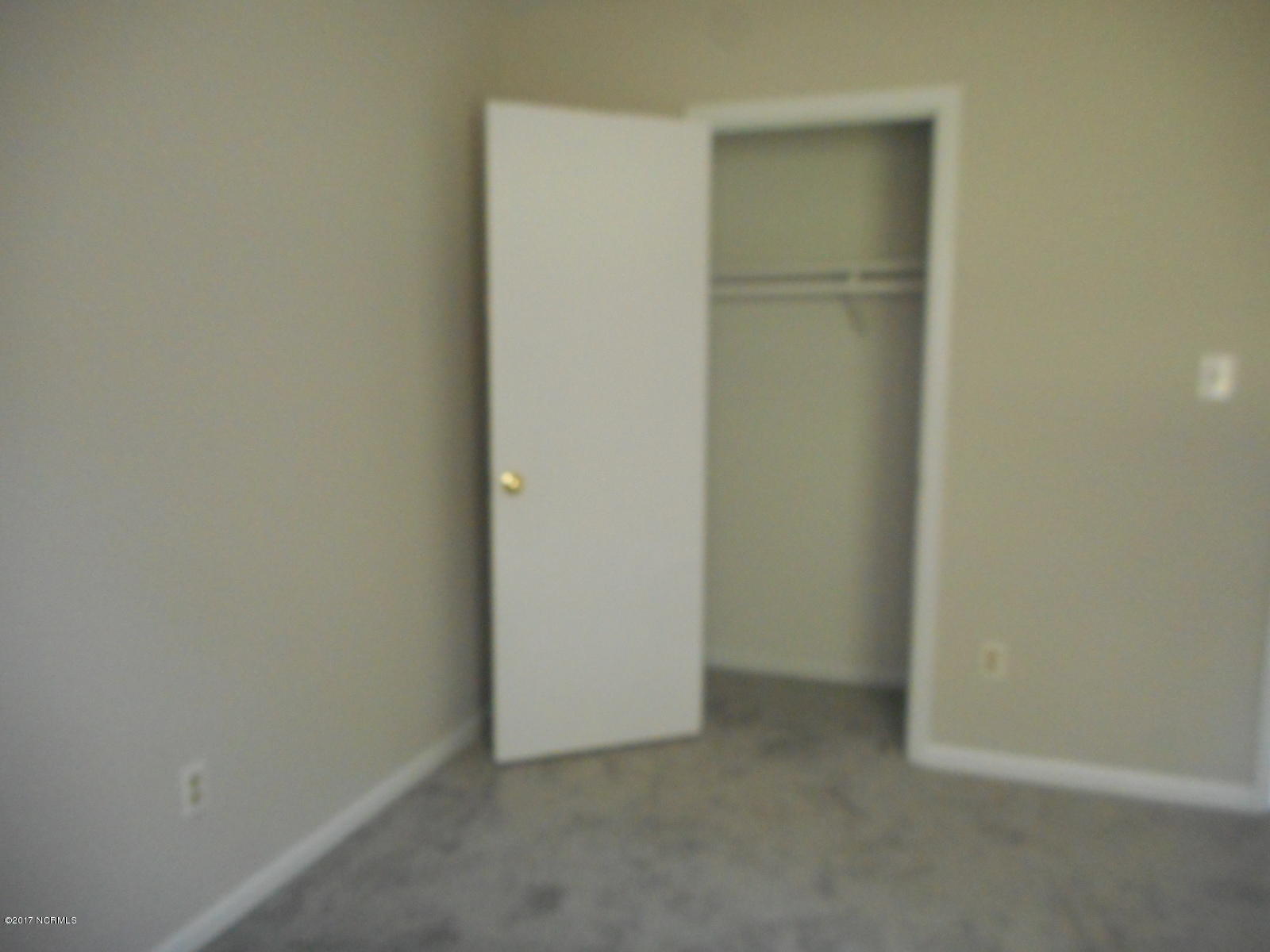 300 Murdoch Road Newport, NC 28570 - Photo 9 of 26 Bedroom 1 Closet