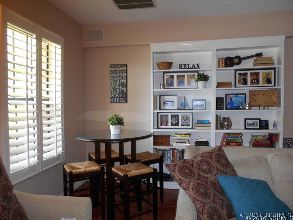 197 Roberts Road Edgewater, FL 32141 - Photo 15 of 29 Gallery Image 15