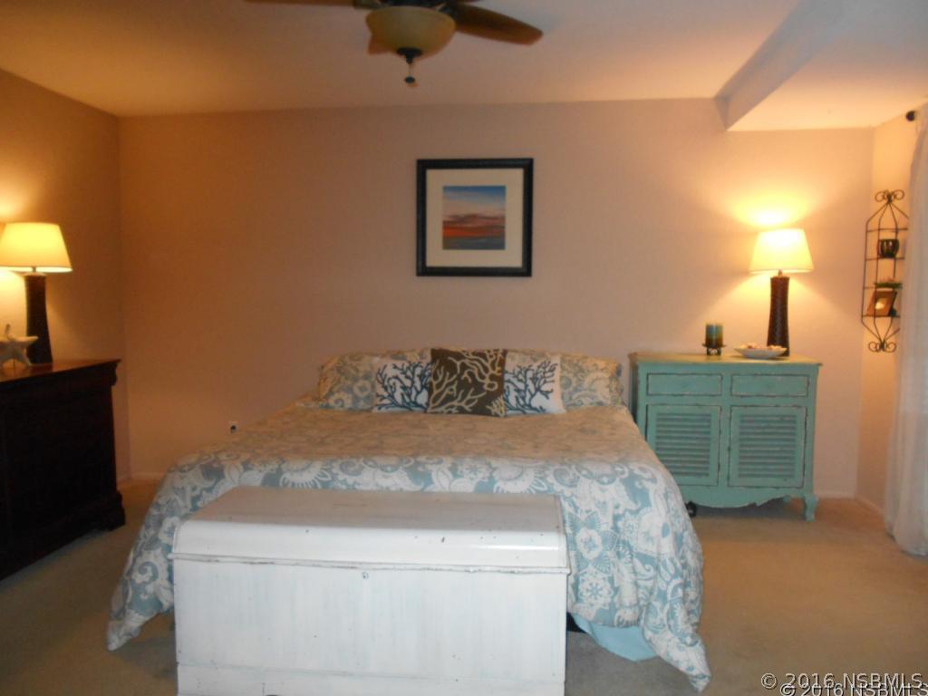 197 Roberts Road Edgewater, FL 32141 - Photo 26 of 29 Gallery Image 26