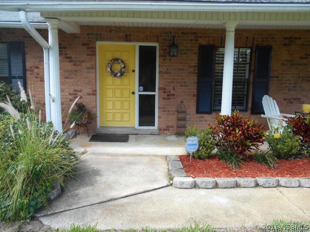 197 Roberts Road Edgewater, FL 32141 - Photo 3 of 29 Gallery Image 3