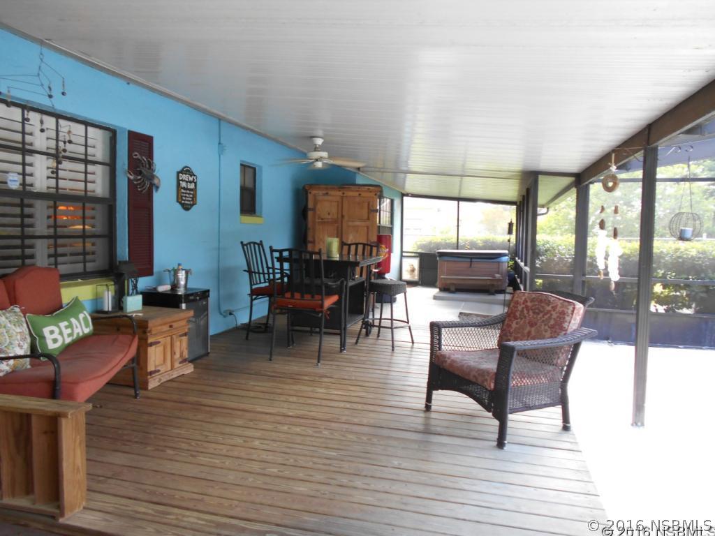 197 Roberts Road Edgewater, FL 32141 - Photo 10 of 29 Gallery Image 10