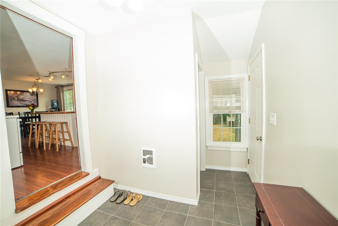 85 Duchess Road Cumberland, RI 02864 - Photo 16 of 33