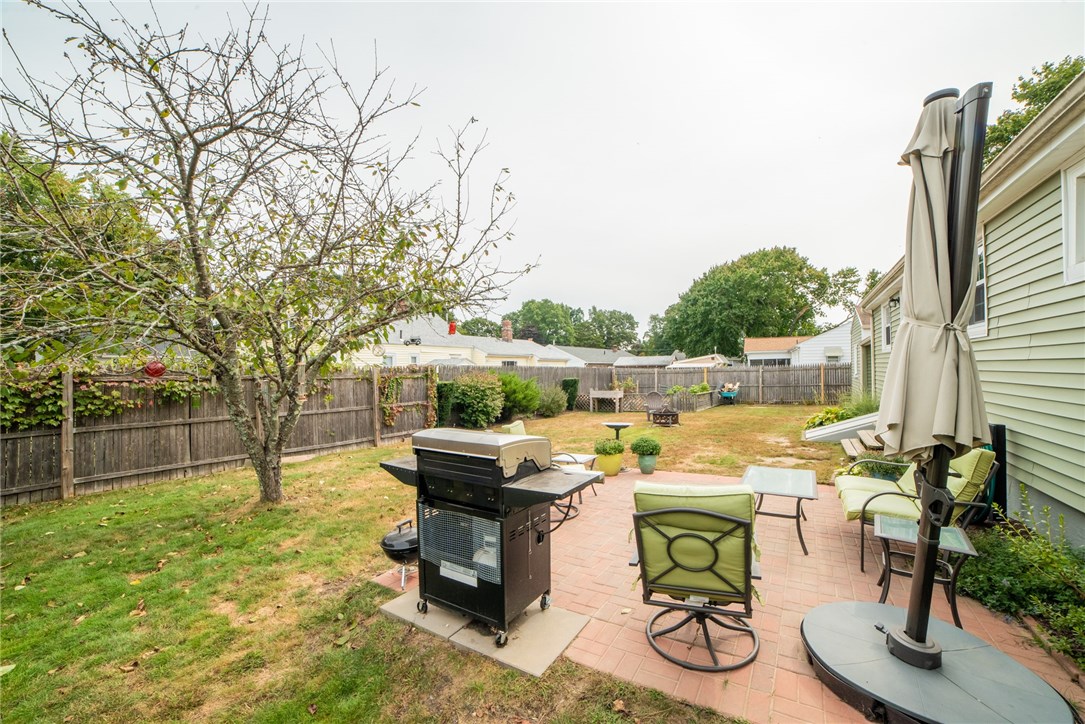 85 Duchess Road Cumberland, RI 02864 - Photo 31 of 33