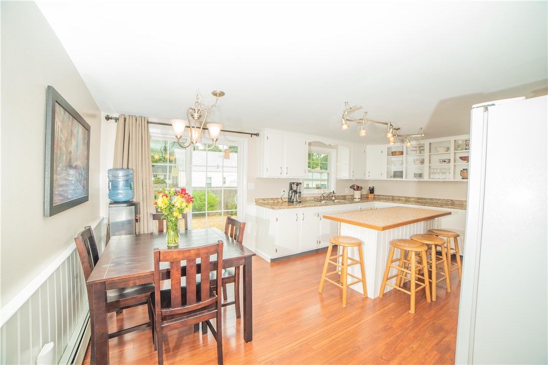 85 Duchess Road Cumberland, RI 02864 - Photo 10 of 33