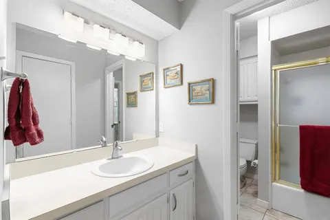 $990,000 | 17215 Graystone Drive, Dallas, TX 75248