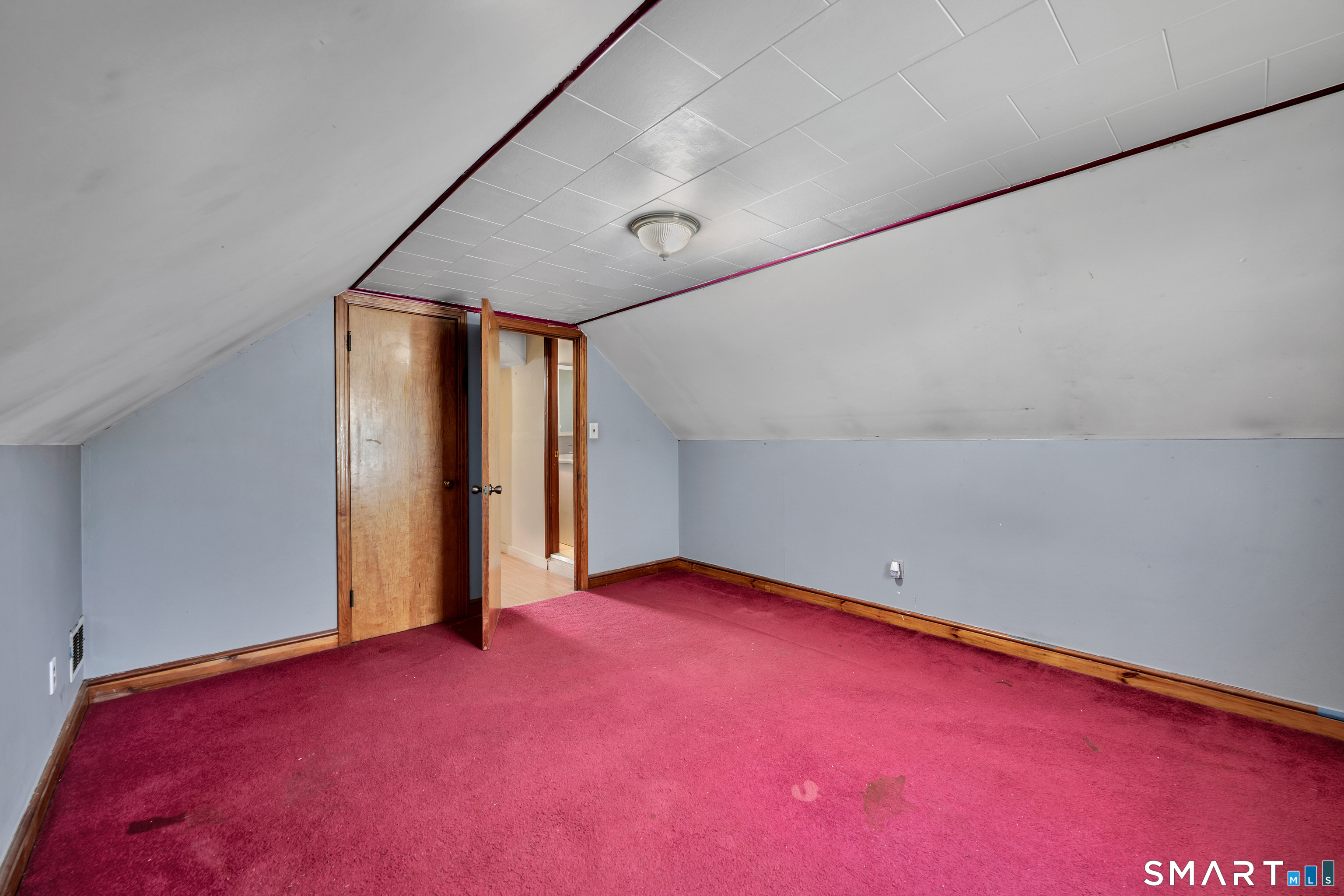85 Lanouette St Extension Meriden, CT 06451 - Photo 17 of 24