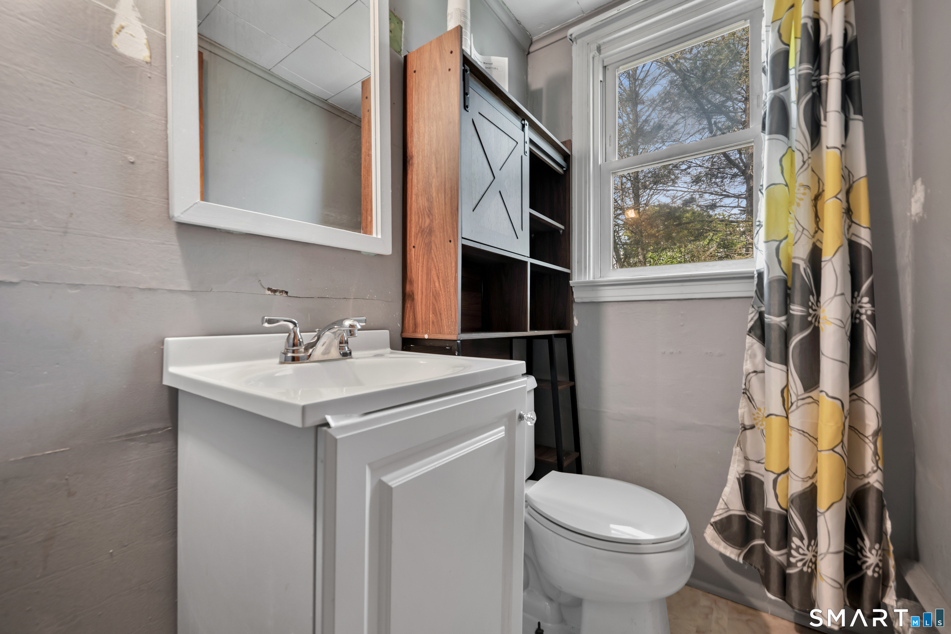 85 Lanouette St Extension Meriden, CT 06451 - Photo 18 of 24