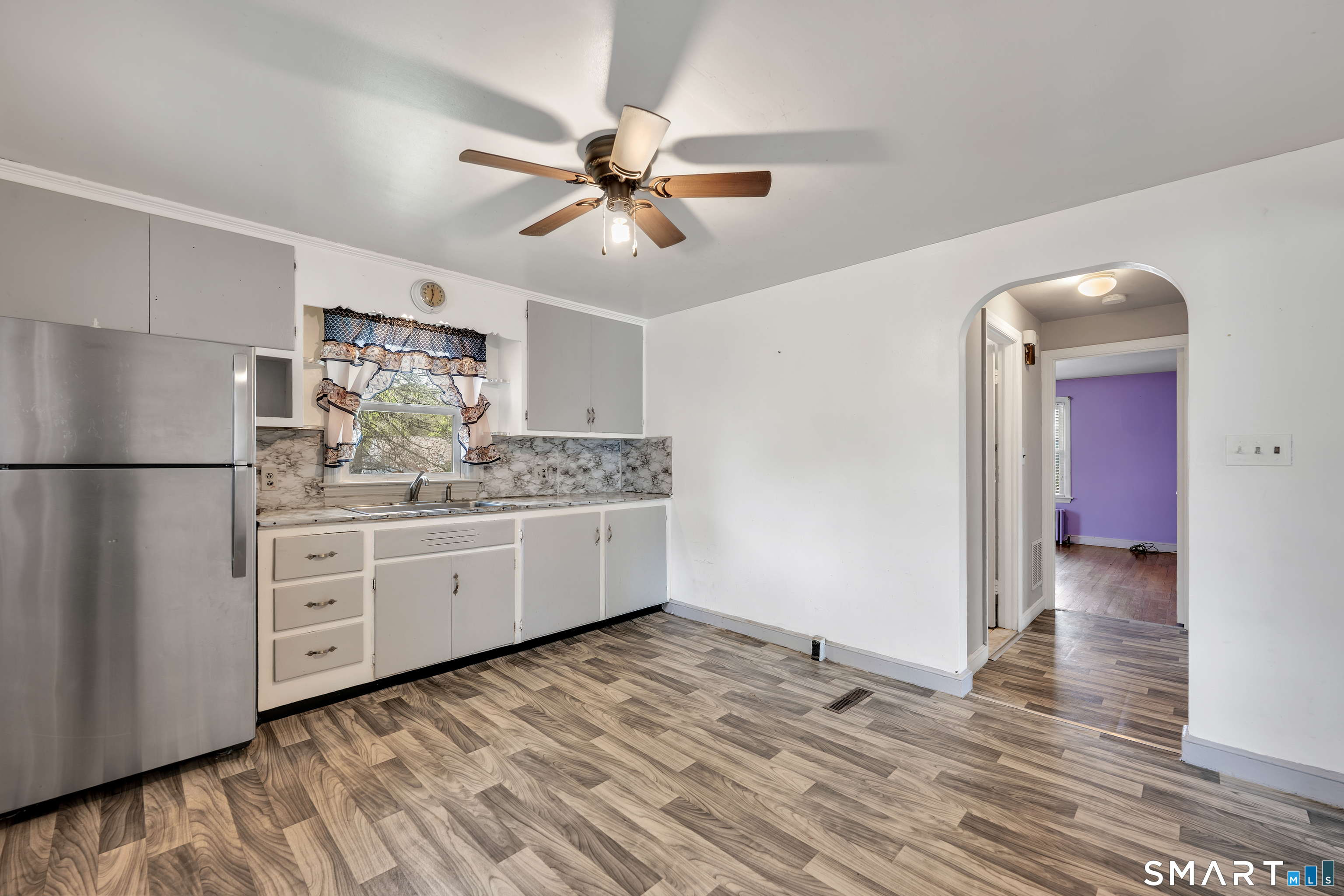 85 Lanouette St Extension Meriden, CT 06451 - Photo 6 of 24