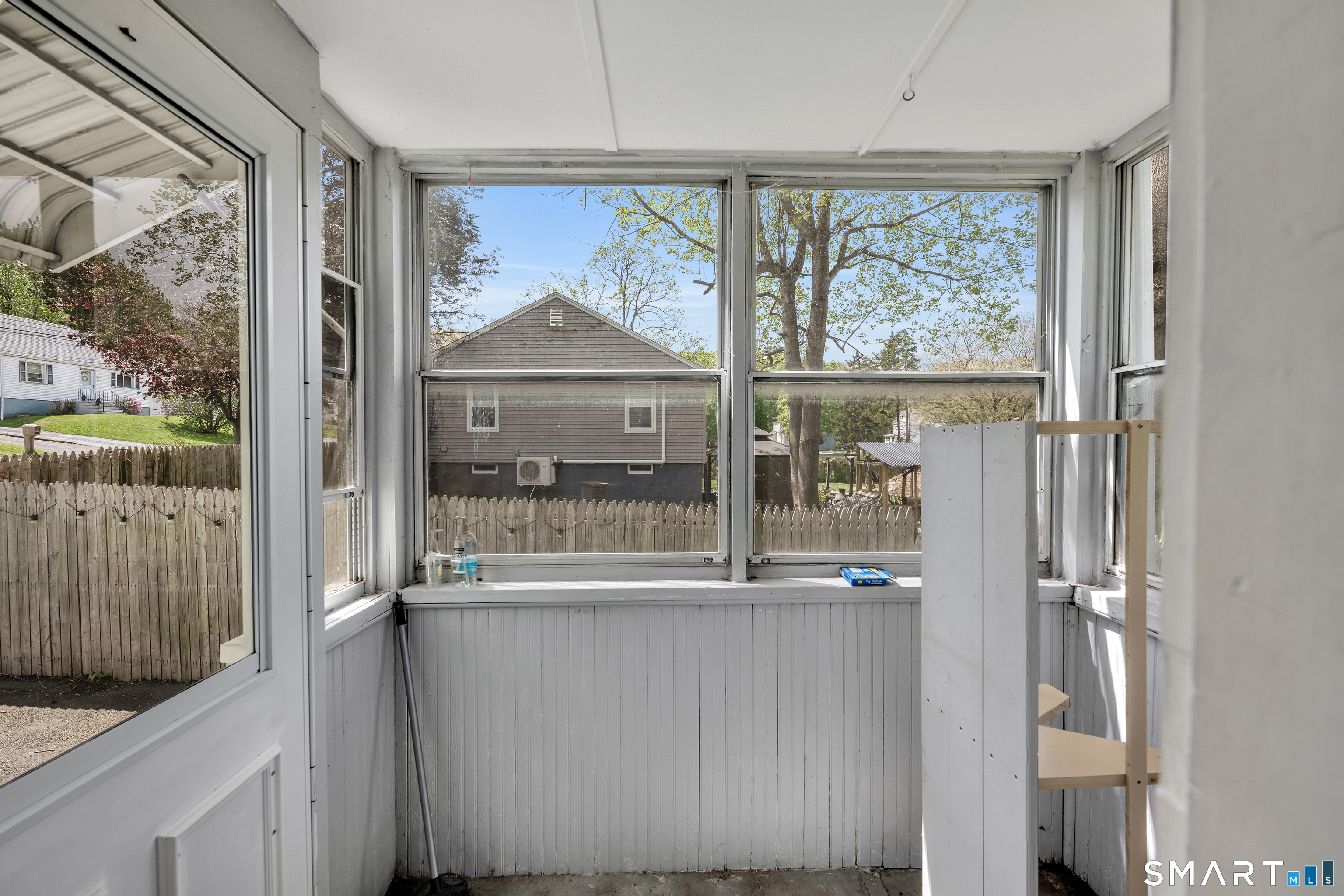 85 Lanouette St Extension Meriden, CT 06451 - Photo 8 of 24