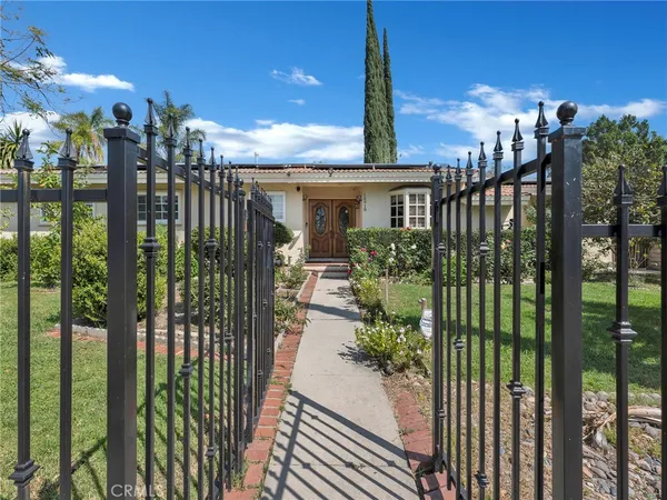 $4,800 | 10918 Reseda Boulevard, Porter Ranch, CA 91326