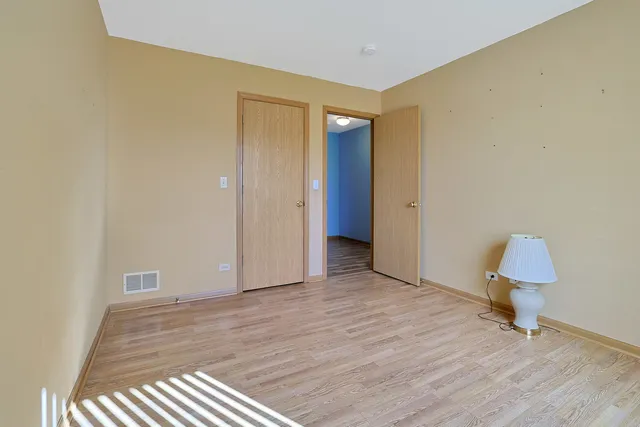 $349,900 | 2 Danbury Court, Lake In The Hills, IL 60156