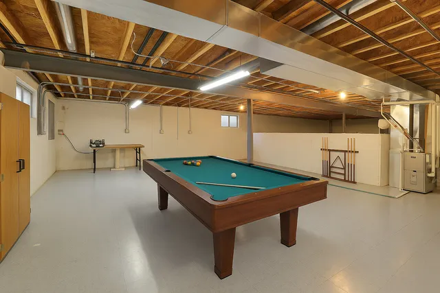 $349,900 | 2 Danbury Court, Lake In The Hills, IL 60156