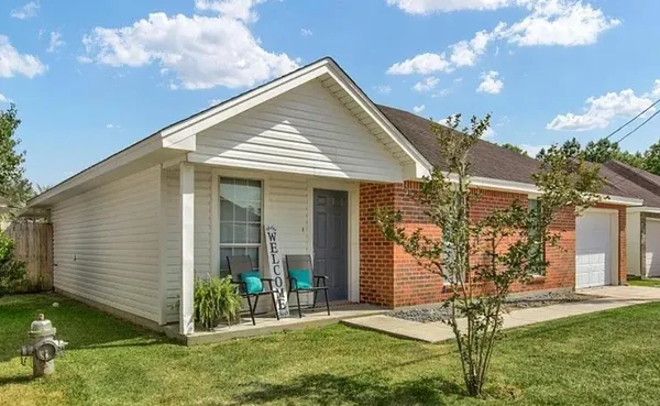 $1,795 | 5780 Shadowbend Circle North, Lumberton, TX 77657