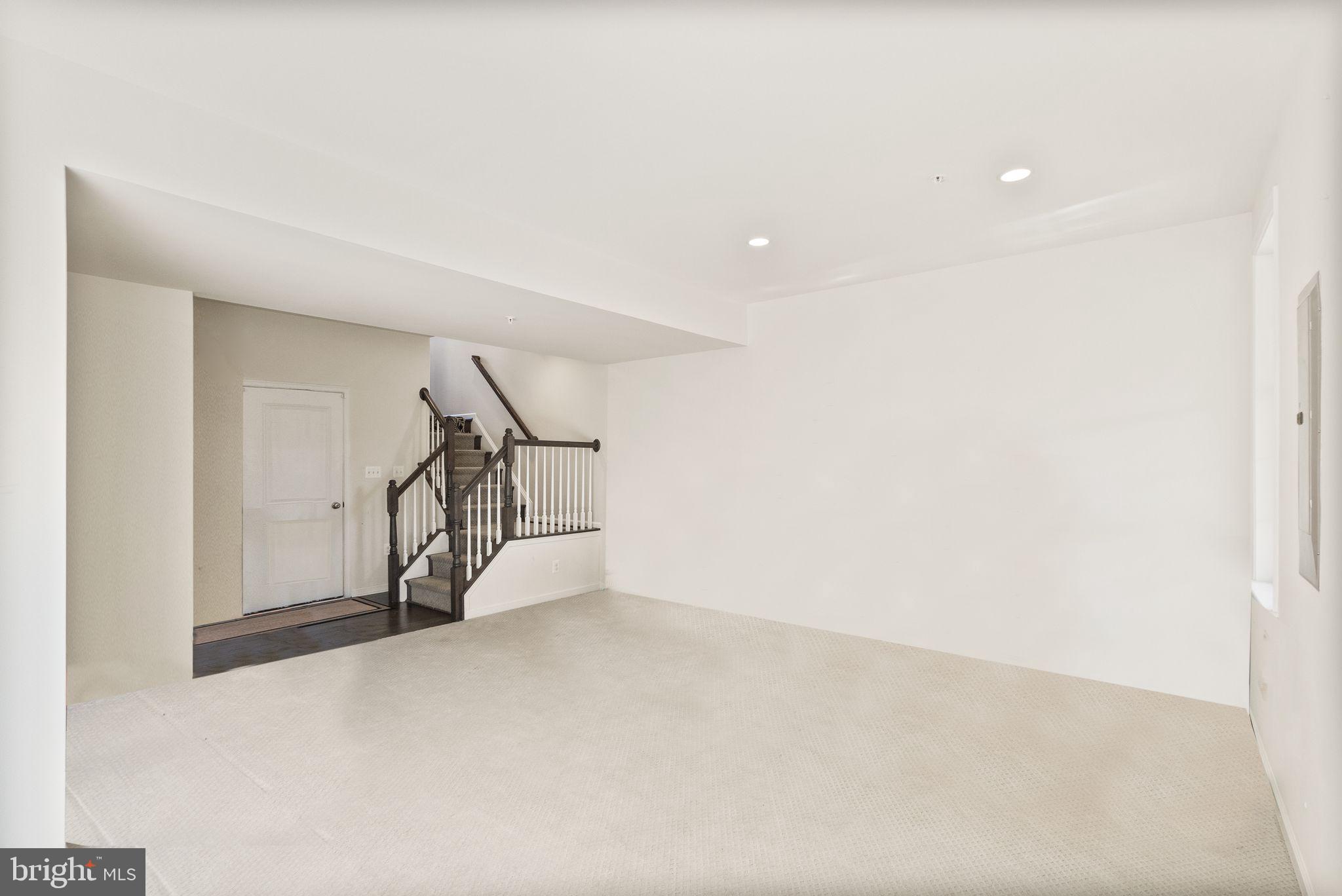 42647 Lancaster Ridge Terrace Chantilly, VA 20152 - Photo 68 of 77 Gallery Image 68