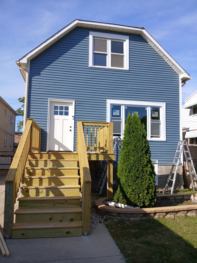 a view of outdoor space yard and deck