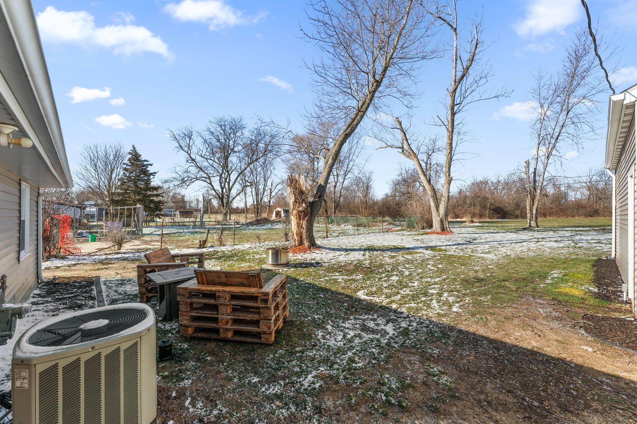 12736 Whitcomb Street Crown Point, IN 46307 - Photo 19 of 20 2048x1365