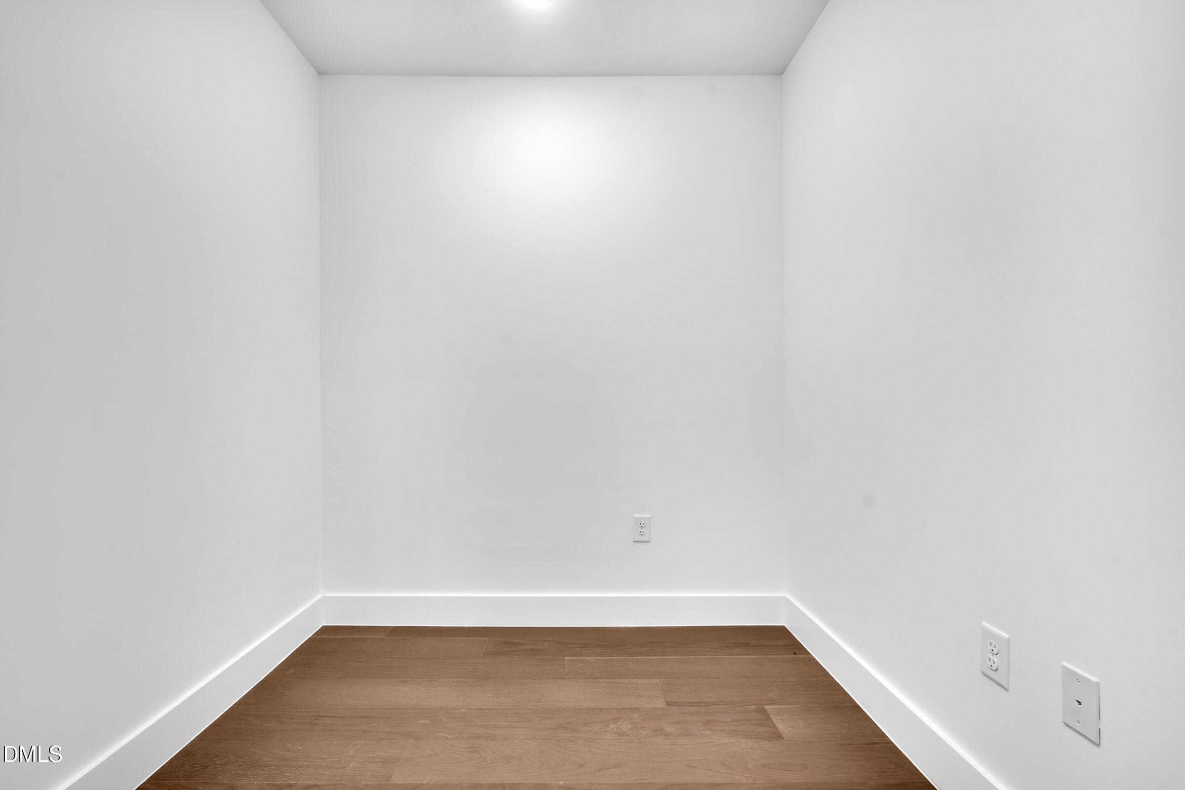 29 Enterprise Street, Unit 309 Raleigh, NC 27607 - Photo 14 of 46 DSC05652