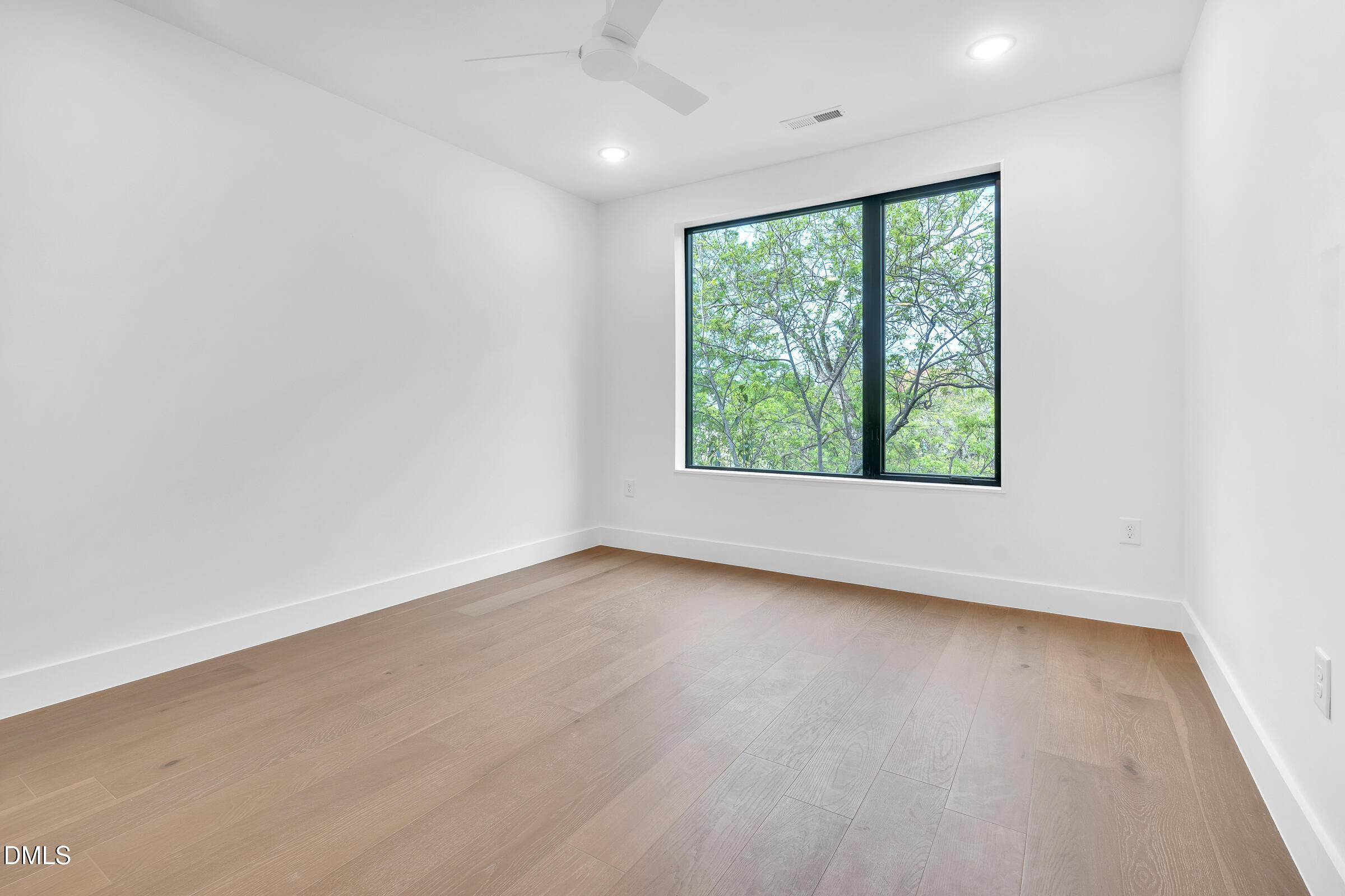 29 Enterprise Street, Unit 309 Raleigh, NC 27607 - Photo 16 of 46 DSC05682