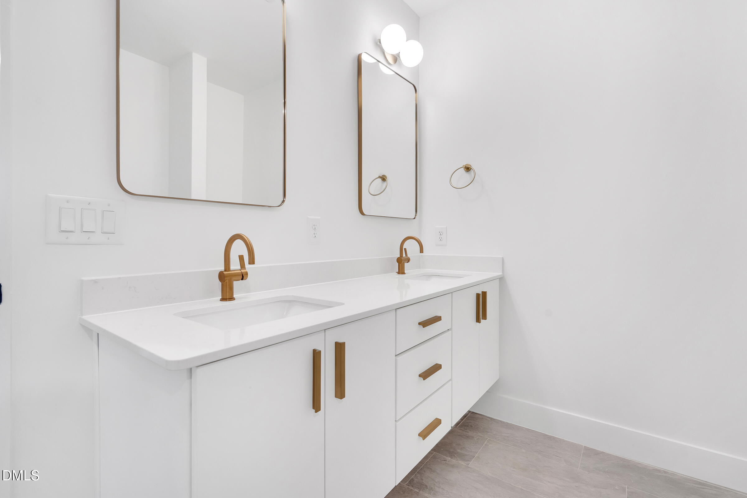 29 Enterprise Street, Unit 309 Raleigh, NC 27607 - Photo 19 of 46 DSC05702