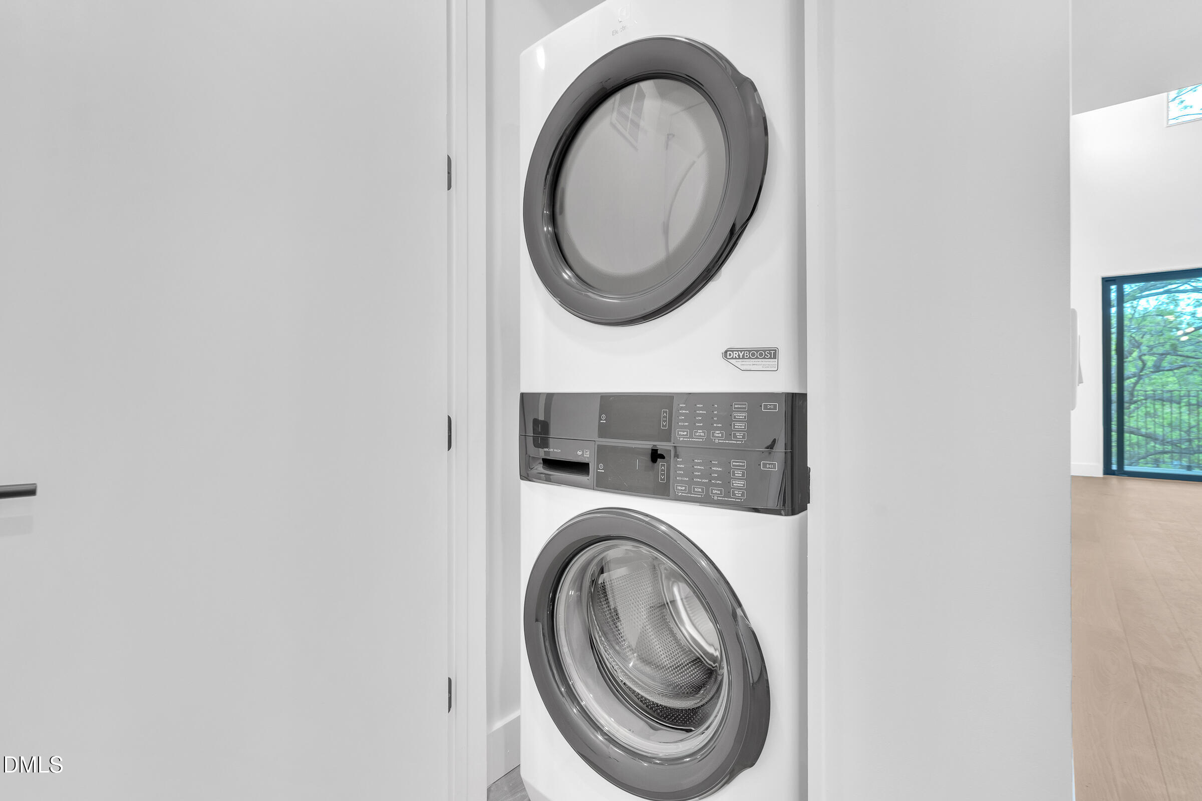 29 Enterprise Street, Unit 309 Raleigh, NC 27607 - Photo 32 of 46 DSC05647