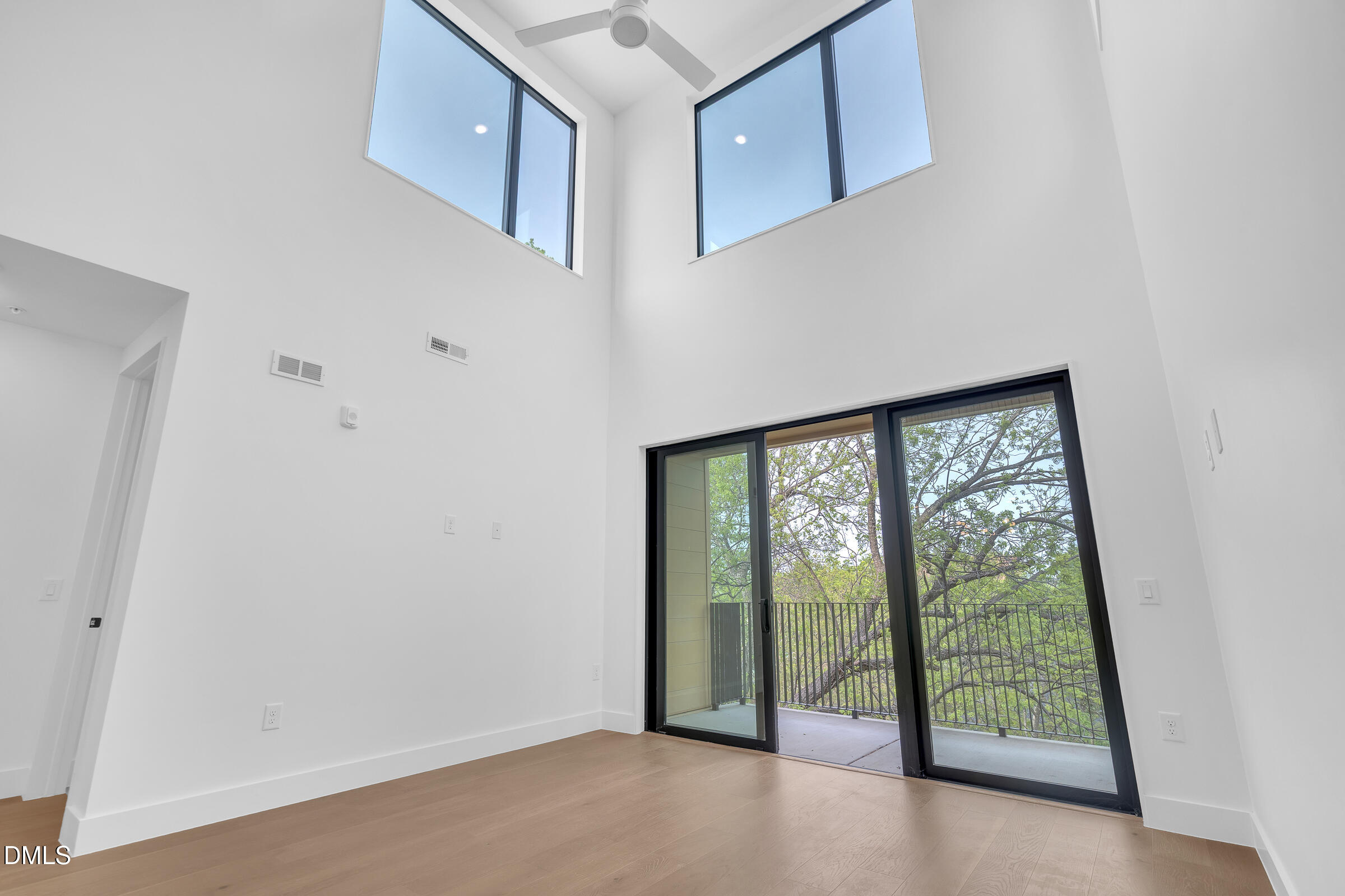 29 Enterprise Street, Unit 309 Raleigh, NC 27607 - Photo 5 of 46 DSC05677