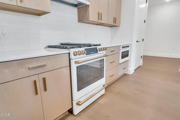 $5,000 | 29 Enterprise Street, Unit 309, Raleigh, NC 27607