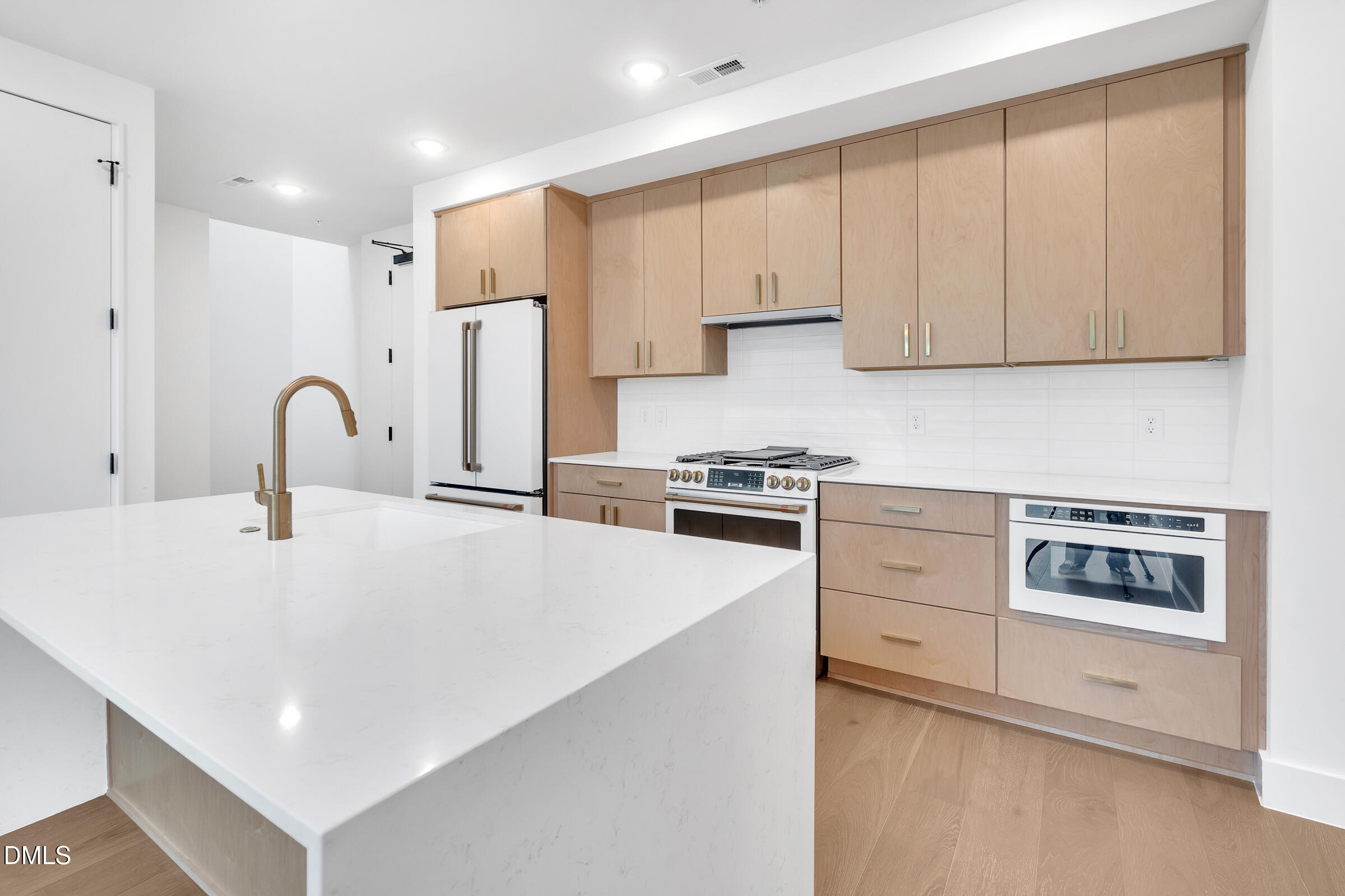 29 Enterprise Street, Unit 309 Raleigh, NC 27607 - Photo 7 of 46 DSC05627