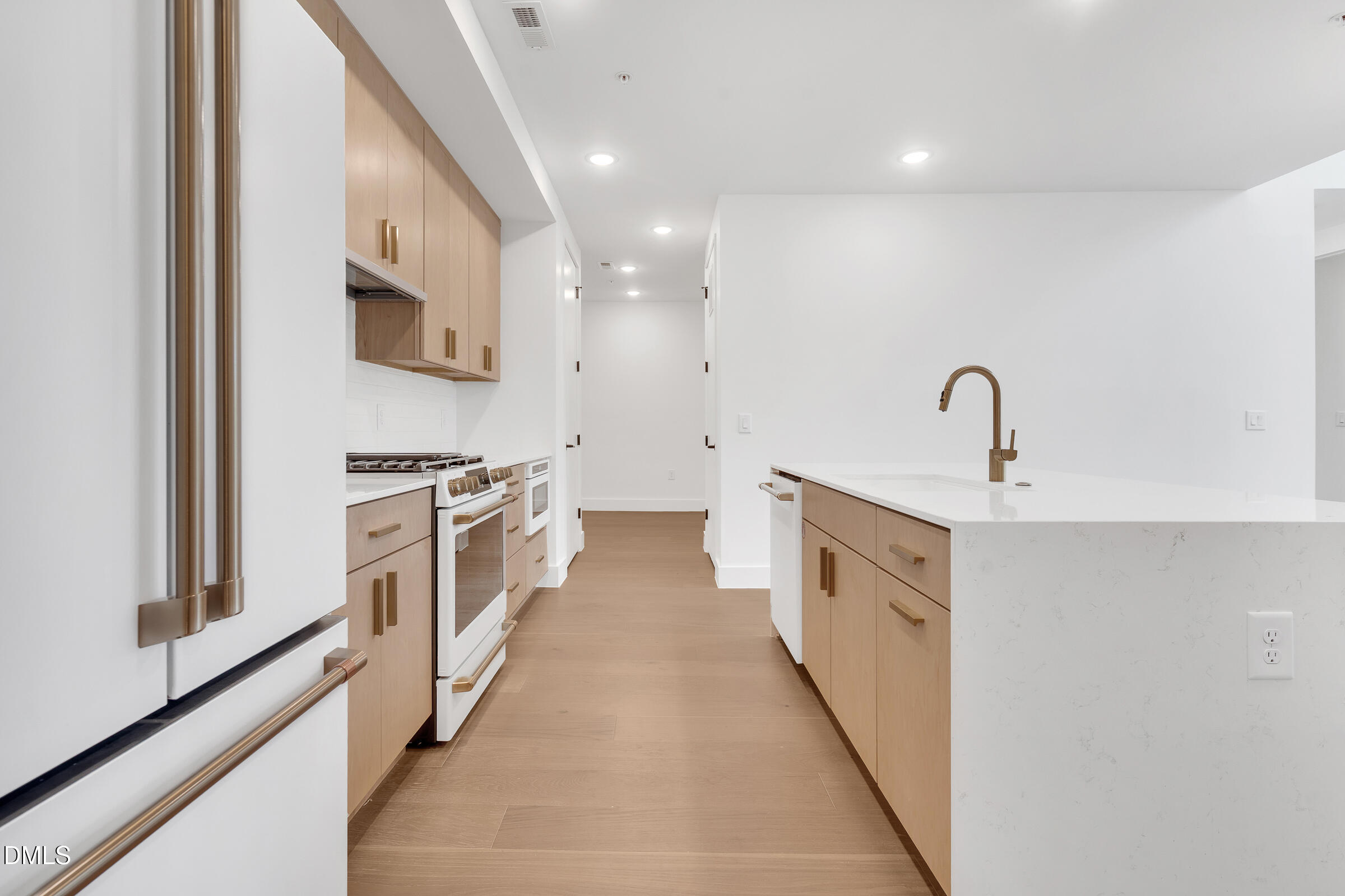 29 Enterprise Street, Unit 309 Raleigh, NC 27607 - Photo 8 of 46 DSC05632