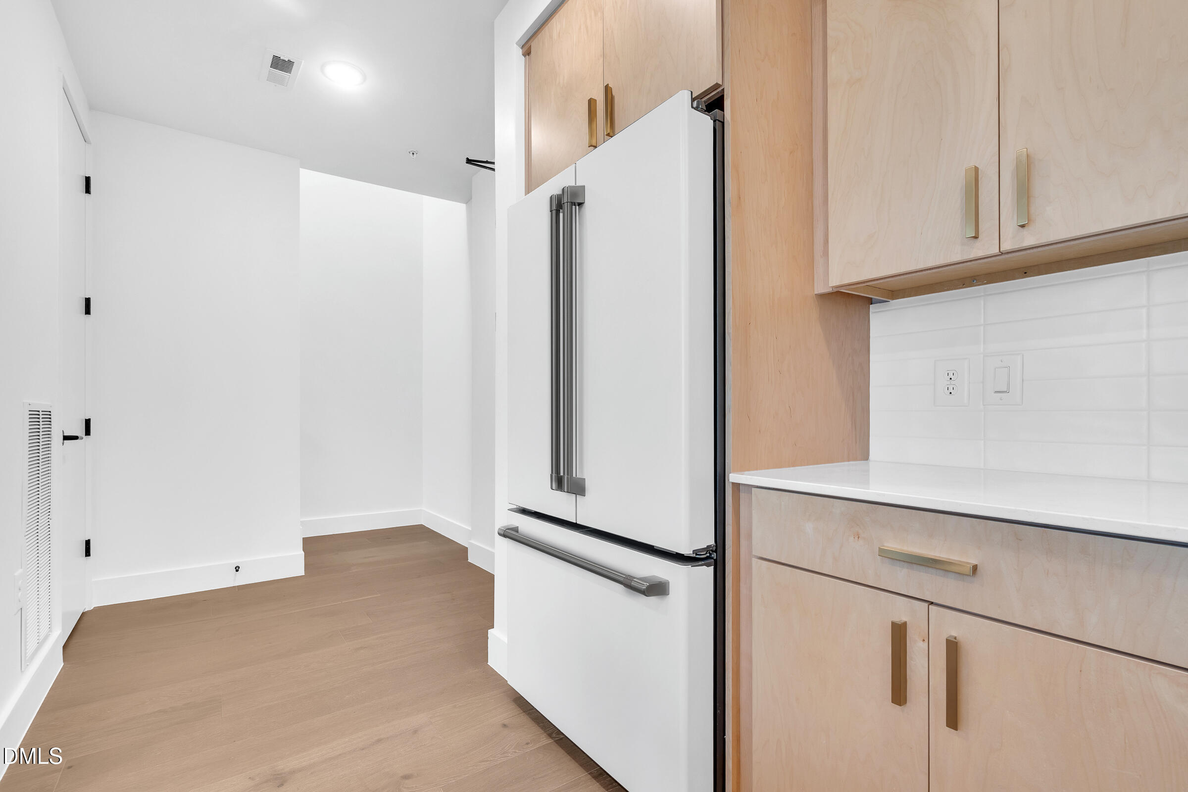 29 Enterprise Street, Unit 309 Raleigh, NC 27607 - Photo 9 of 46 DSC05642