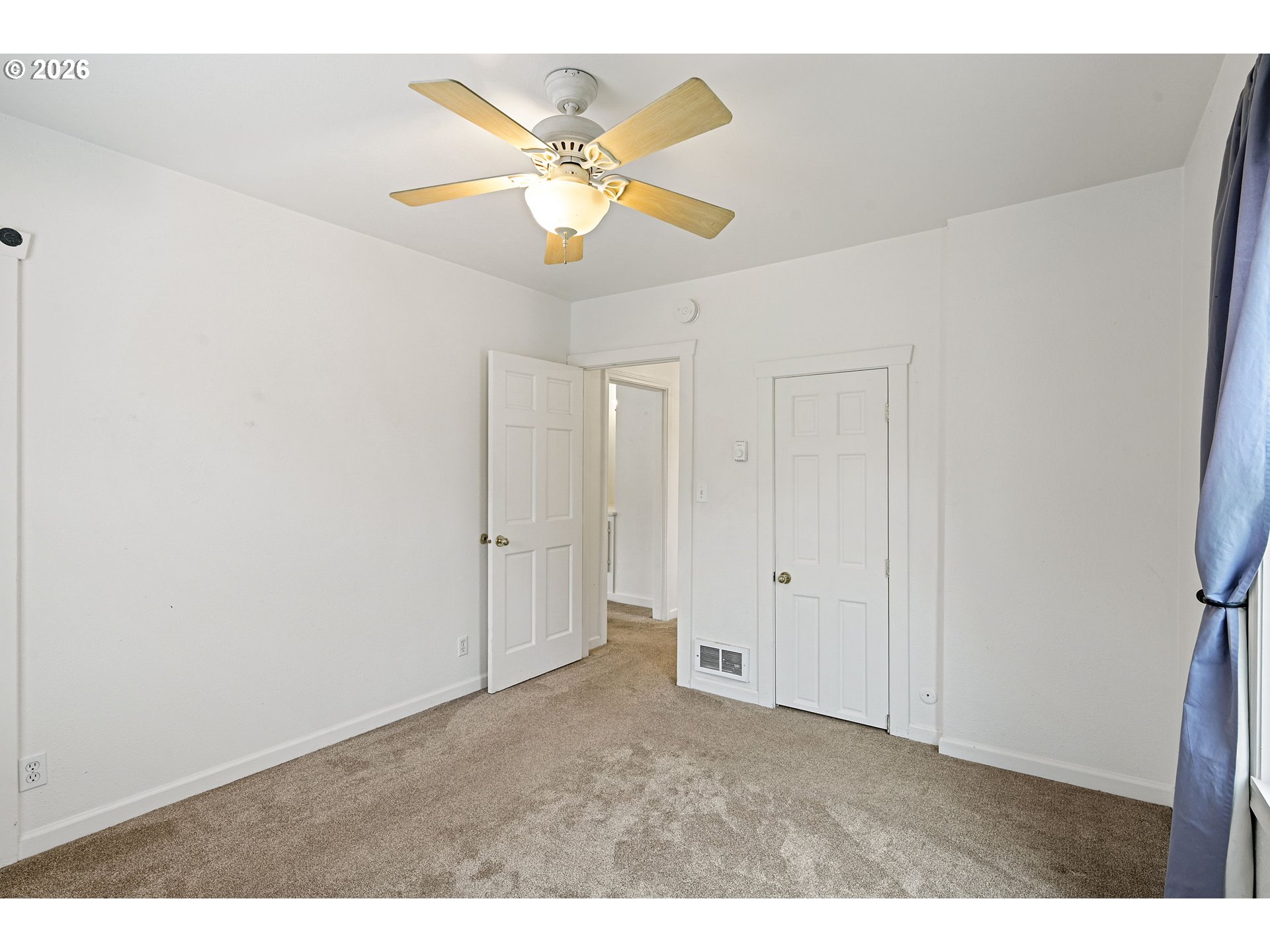634 Northwest Ivy Street Camas, WA 98607 - Photo 10 of 27 a view of an empty room