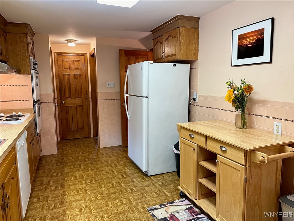 484 Creekside Drive Alden, NY 14004 - Photo 31 of 48