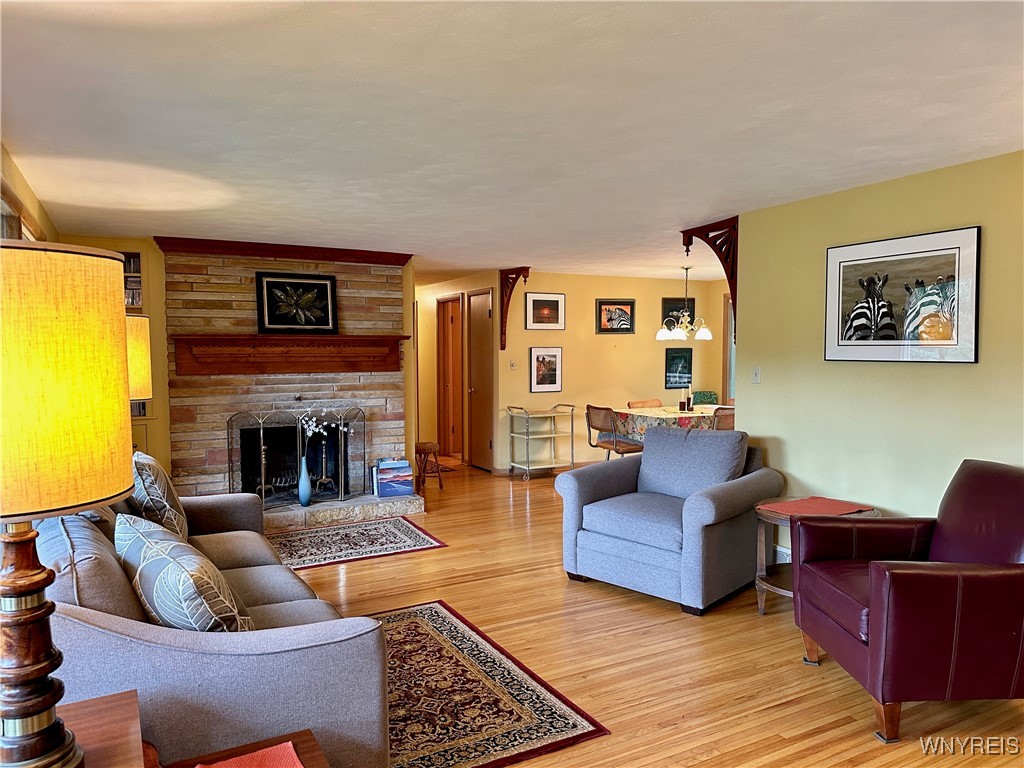 484 Creekside Drive Alden, NY 14004 - Photo 8 of 48