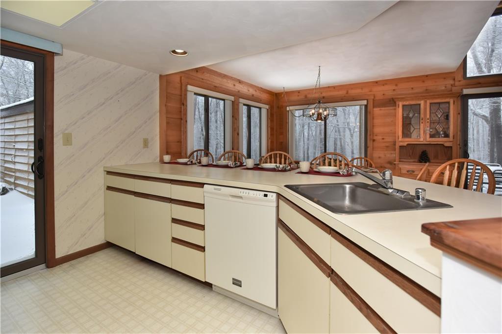 2706 Powder Ridge Road Hidden Valley, PA 15502 - Photo 8 of 25 Gallery Image 8