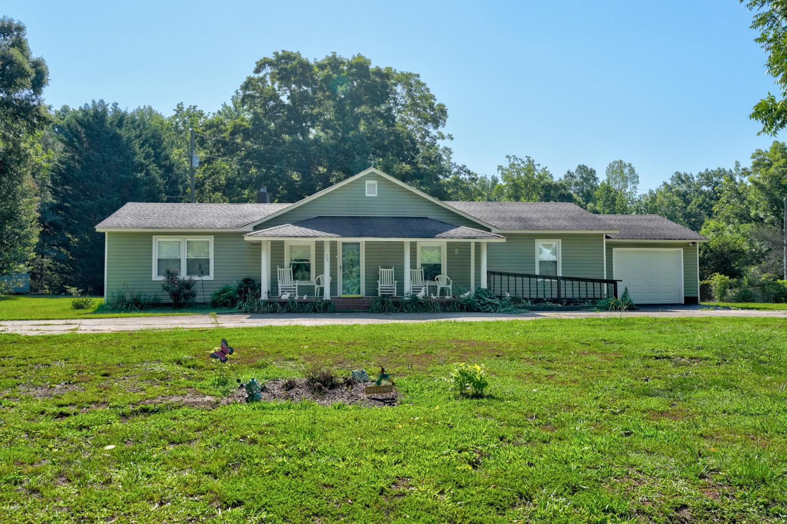 554 Green River Road Gaffney, SC 29341 - Photo 1 of 50