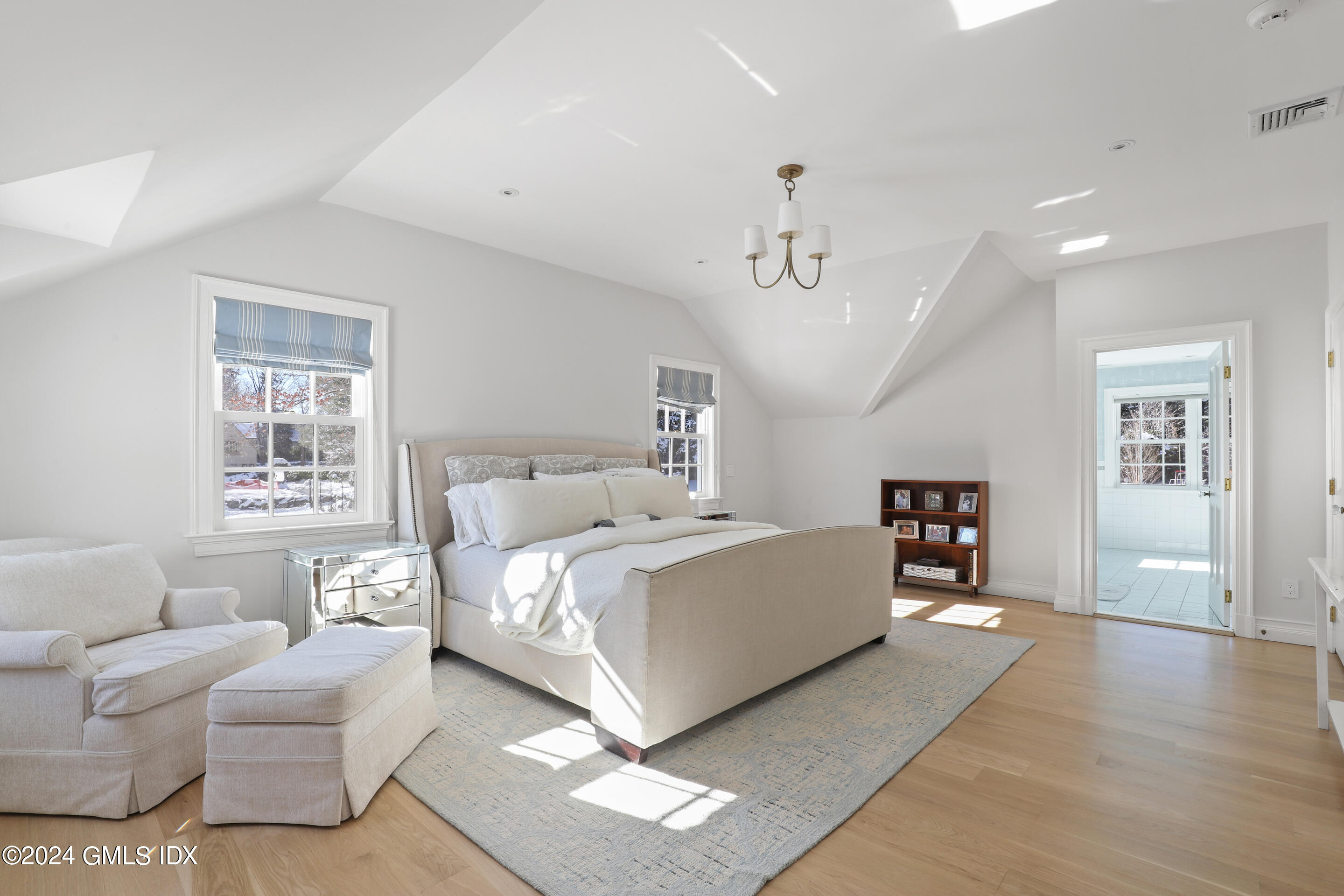 Undisclosed Address Greenwich, CT 06830 - Photo 11 of 19 a bed room with bed and window