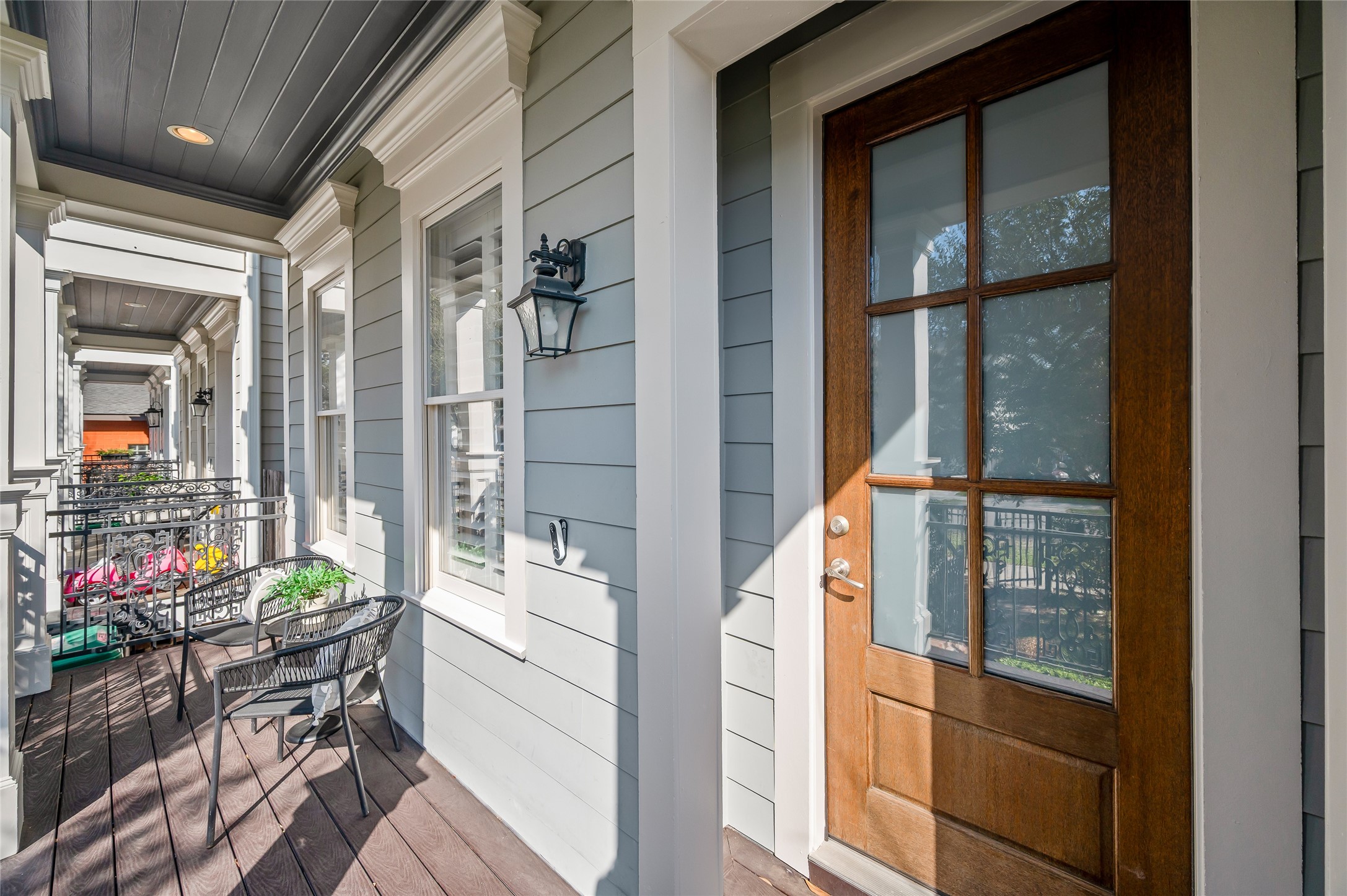 1003 East 25th Street Houston, TX 77009 - Photo 3 of 32 Sit under the shade of mature trees as you sip your beverage and watch neighbors go by.