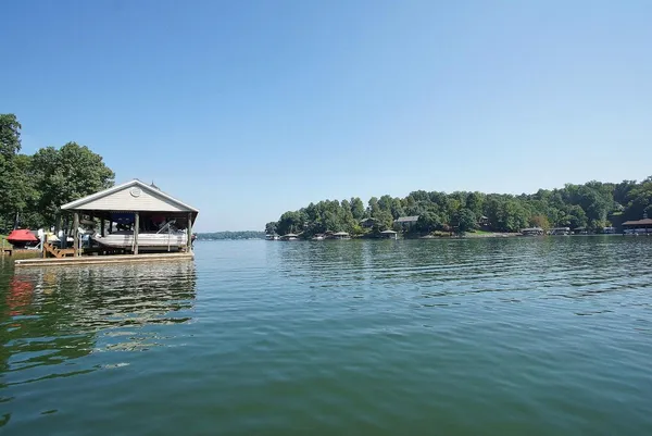 $559,500 | 335 South Pointe Shore Drive, Unit 308, Moneta, VA 24121