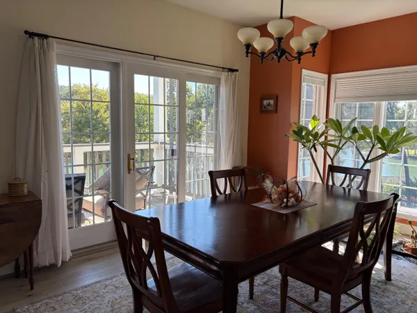 $559,500 | 335 South Pointe Shore Drive, Unit 308, Moneta, VA 24121