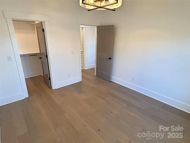 $859,000 | 405 19th Ave Circle Northwest, Hickory, NC 28601