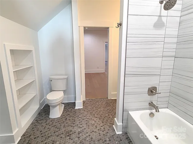 $859,000 | 405 19th Ave Circle Northwest, Hickory, NC 28601