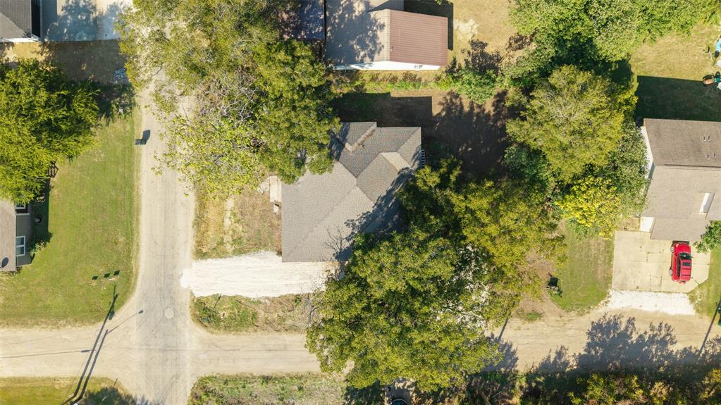 507 2nd Street Moody, TX 76557 - Photo 39 of 40 a view of yard