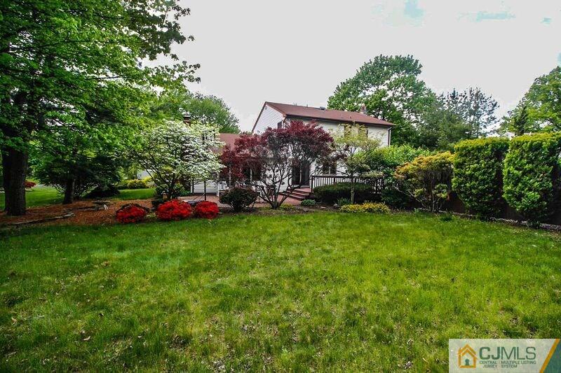 7 Hershey Road East Brunswick, NJ 08816 - Photo 2 of 25 Gallery Image 2