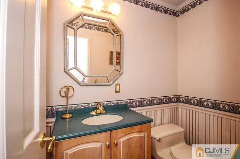 7 Hershey Road East Brunswick, NJ 08816 - Photo 12 of 25 Gallery Image 12