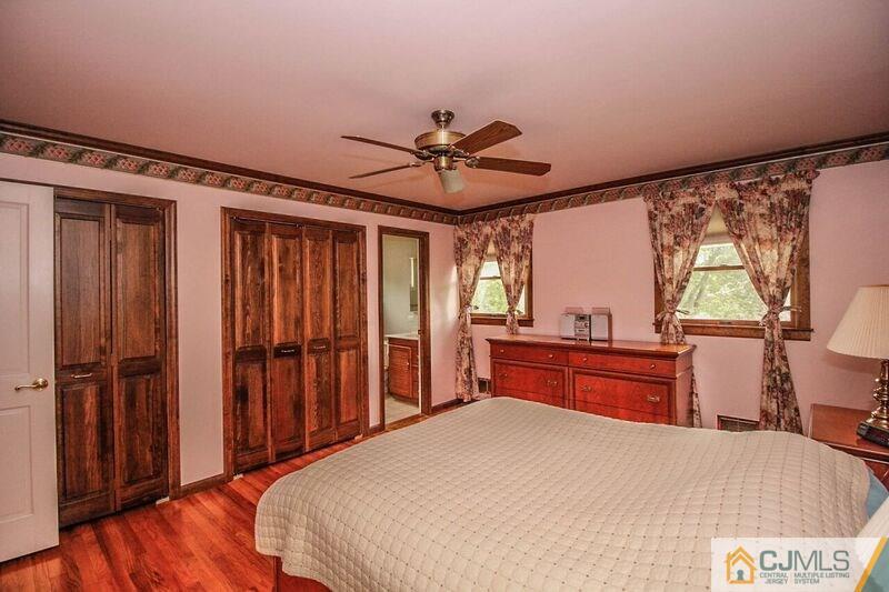 7 Hershey Road East Brunswick, NJ 08816 - Photo 14 of 25 Gallery Image 14