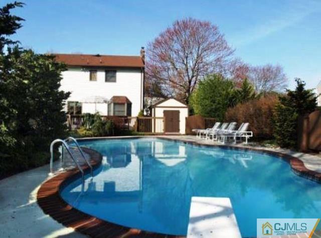 7 Hershey Road East Brunswick, NJ 08816 - Photo 22 of 25 Gallery Image 22