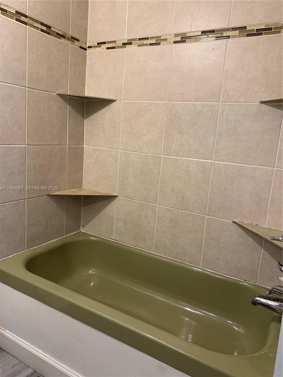 11840 Cove Place, Unit B Boca Raton, FL 33428 - Photo 7 of 14