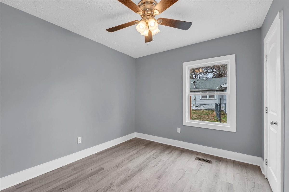 2013 Ovoca Road Tullahoma, TN 37388 - Photo 19 of 41