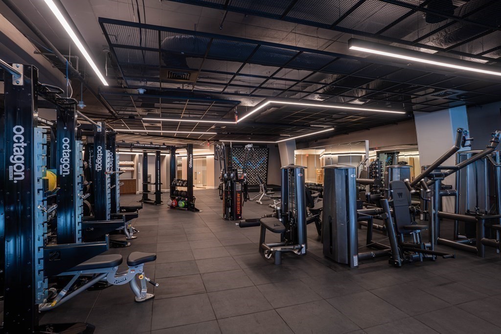 240 Devonshire Street, Unit 4708 Boston, MA 02110 - Photo 32 of 42 a view of a room with gym equipment