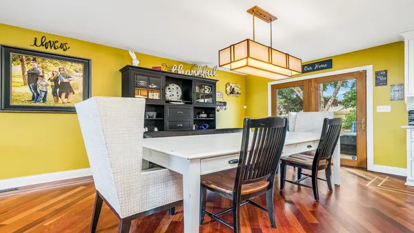 $340,000 | 1850 Indian Springs Court, Freeport, IL 61032